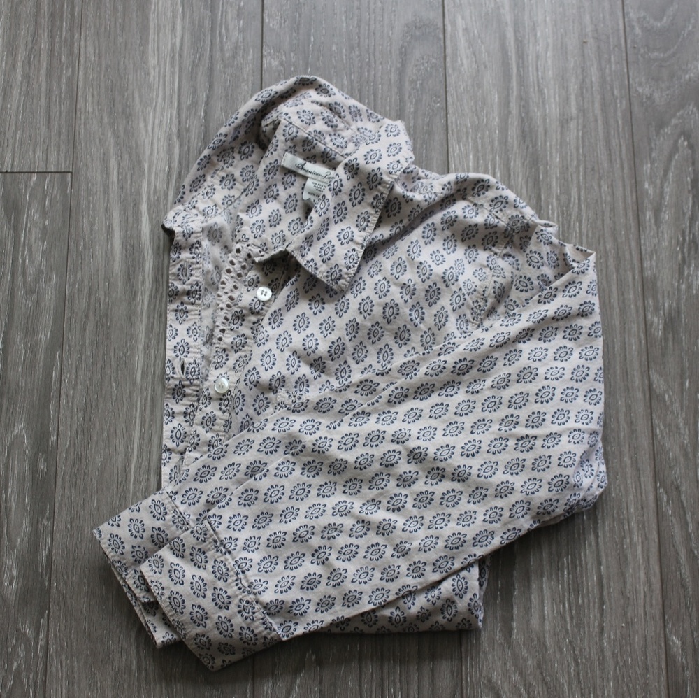 Womans American Rag Buttondown